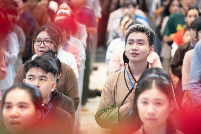 Khoá tu “Sinh viên hướng về Phật pháp”