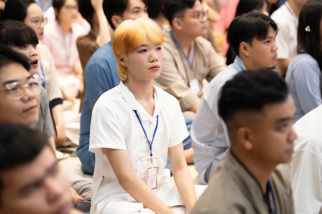 Khoá tu “Sinh viên hướng về Phật pháp”