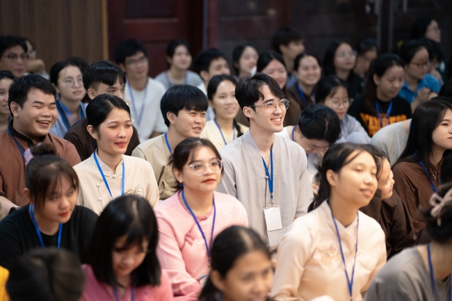 Khoá tu “Sinh viên hướng về Phật pháp”