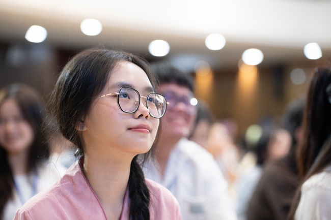 Khoá tu “Sinh viên hướng về Phật pháp”