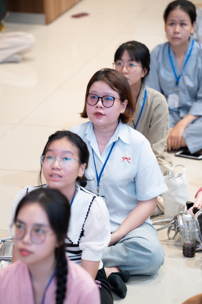 Khoá tu “Sinh viên hướng về Phật pháp”