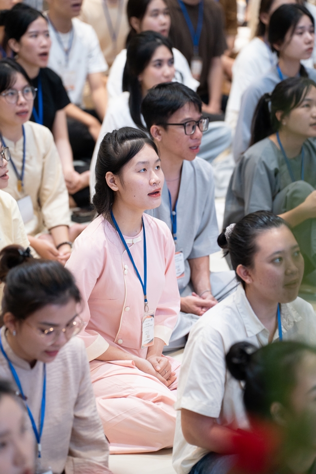 Khoá tu “Sinh viên hướng về Phật pháp”