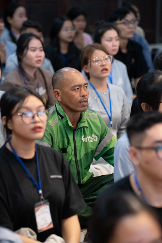 Khoá tu “Sinh viên hướng về Phật pháp”