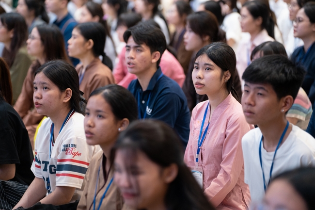 Khoá tu “Sinh viên hướng về Phật pháp”