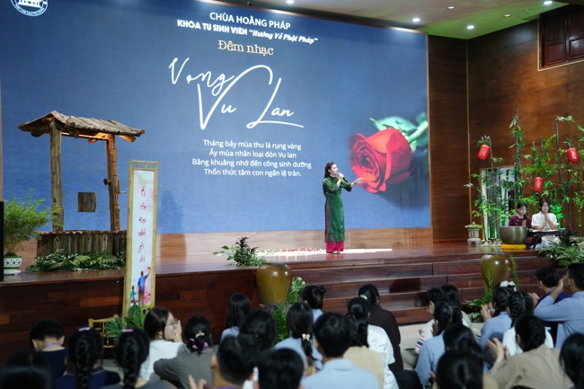 Khoá tu “Sinh viên hướng về Phật pháp”