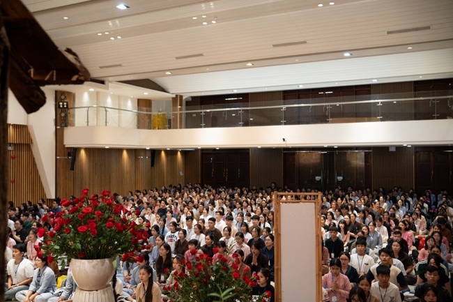 Khoá tu “Sinh viên hướng về Phật pháp”