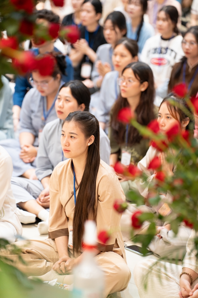 Khoá tu “Sinh viên hướng về Phật pháp”