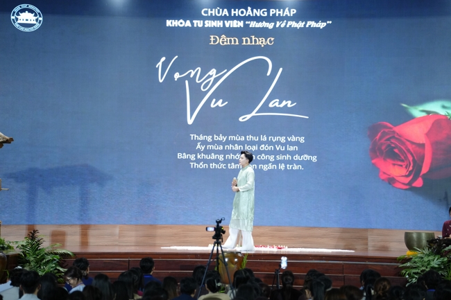 Khoá tu “Sinh viên hướng về Phật pháp”