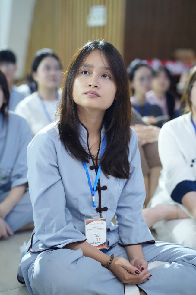 Khoá tu “Sinh viên hướng về Phật pháp”