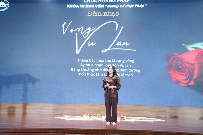 Khoá tu “Sinh viên hướng về Phật pháp”