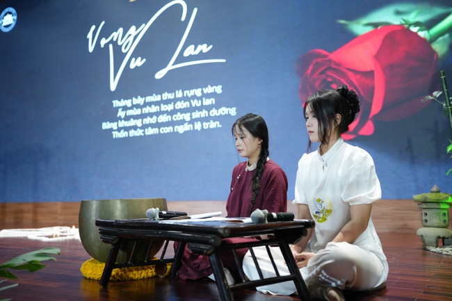 Khoá tu “Sinh viên hướng về Phật pháp”