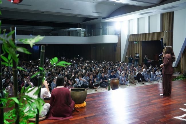 Khoá tu “Sinh viên hướng về Phật pháp”