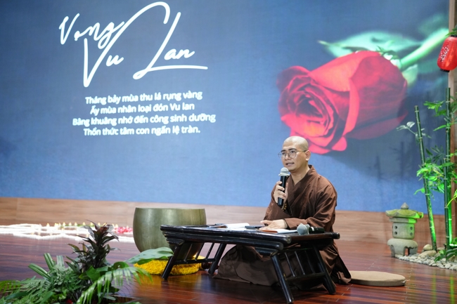 Khoá tu “Sinh viên hướng về Phật pháp”