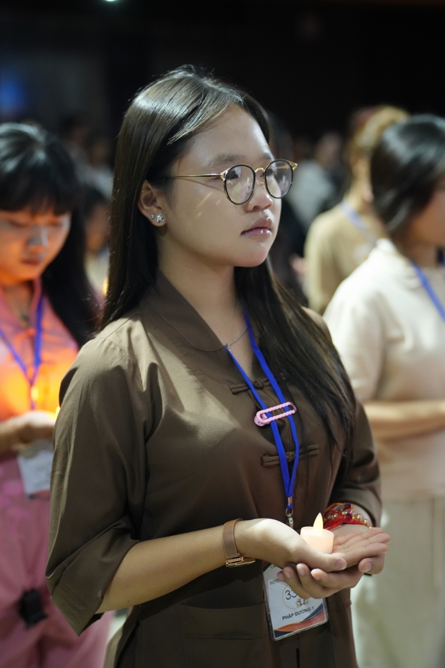 Khoá tu “Sinh viên hướng về Phật pháp”