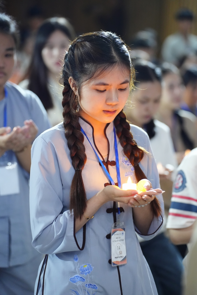 Khoá tu “Sinh viên hướng về Phật pháp”