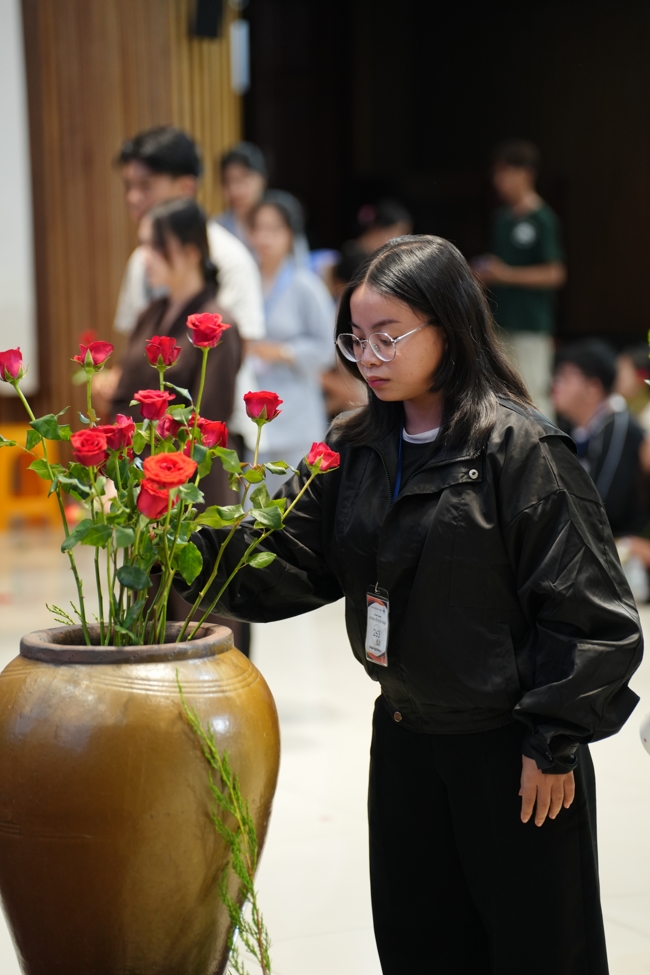 Khoá tu “Sinh viên hướng về Phật pháp”