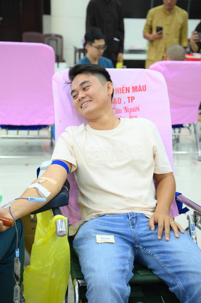 Humanitarian Blood Donation