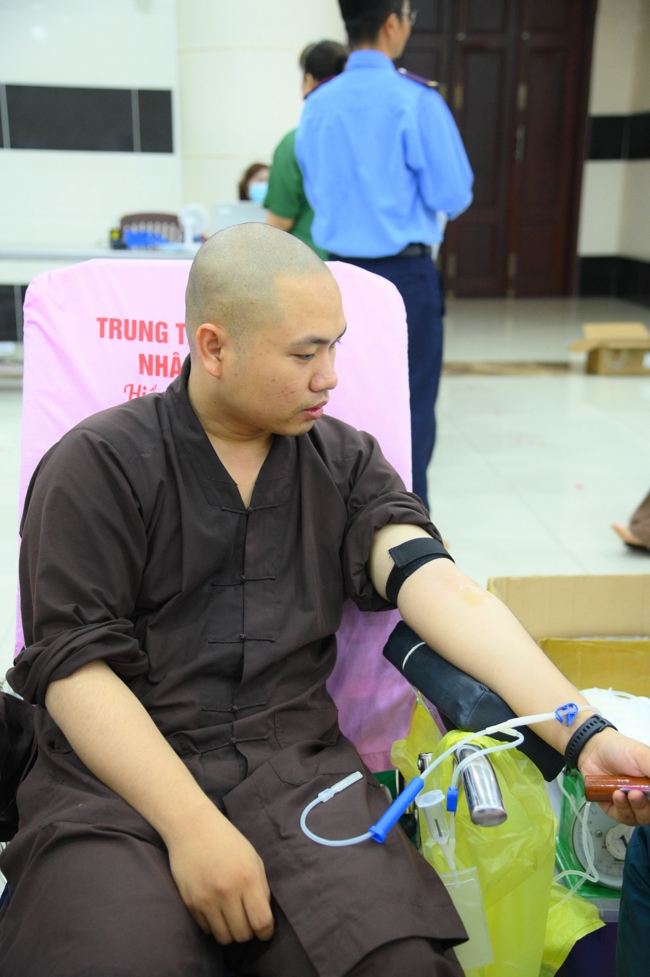 Humanitarian Blood Donation