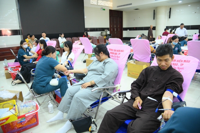 Humanitarian Blood Donation