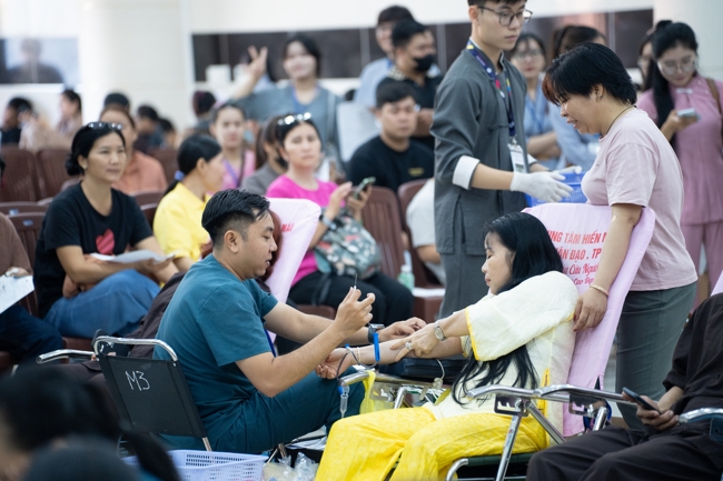 Humanitarian Blood Donation