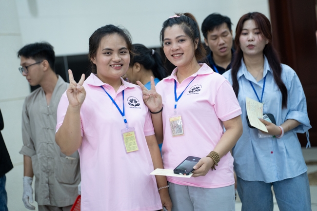 Humanitarian Blood Donation