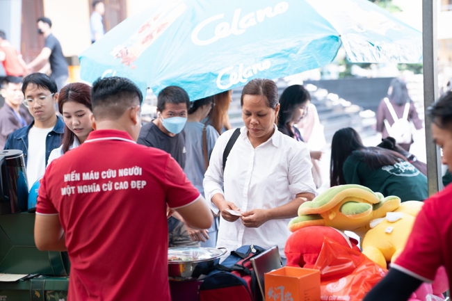 Humanitarian Blood Donation
