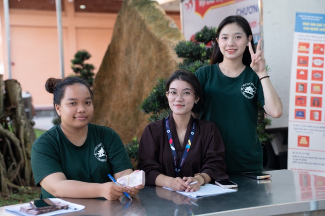 Humanitarian Blood Donation