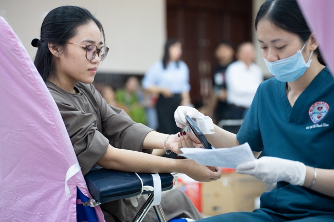 Humanitarian Blood Donation