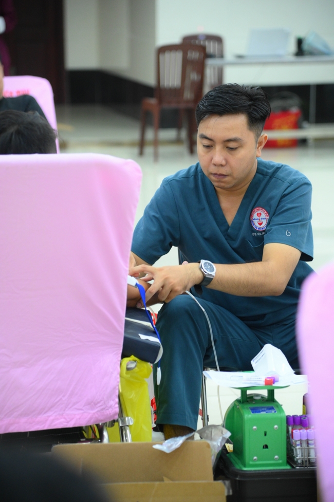 Humanitarian Blood Donation