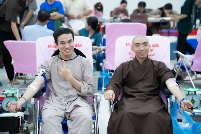 Humanitarian Blood Donation