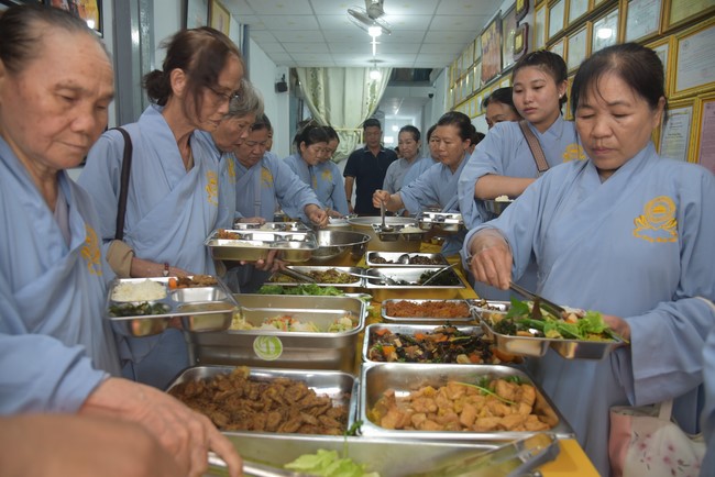 One-Day Retreat at Minh Chat ashram in Can Tho