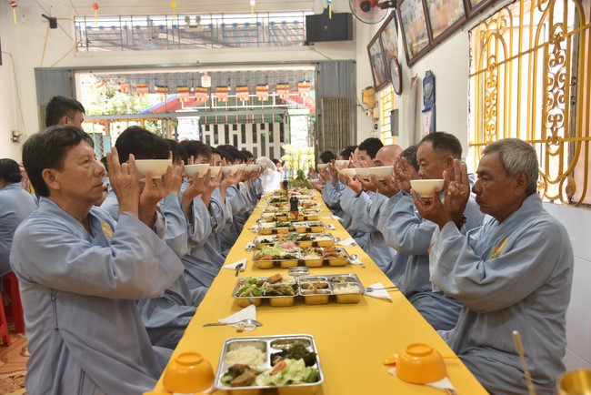 One-Day Retreat at Minh Chat ashram in Can Tho