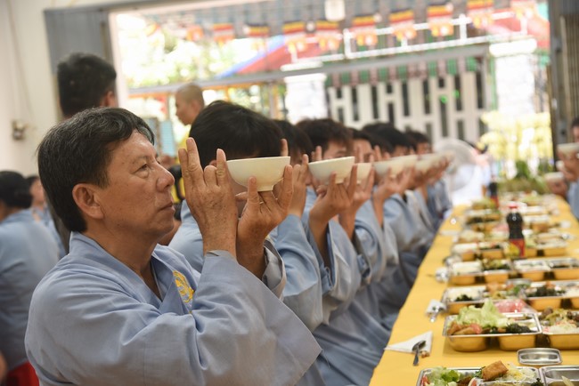 One-Day Retreat at Minh Chat ashram in Can Tho