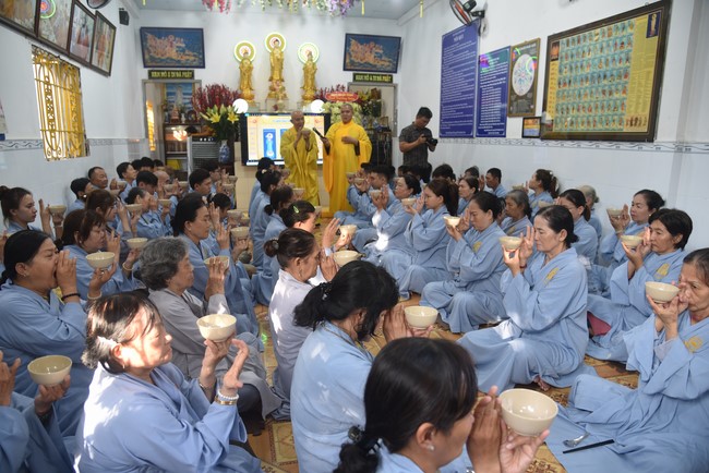 One-Day Retreat at Minh Chat ashram in Can Tho