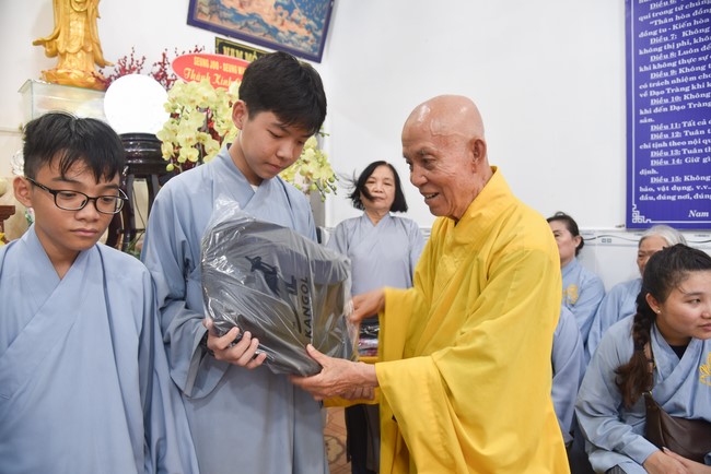 One-Day Retreat at Minh Chat ashram in Can Tho