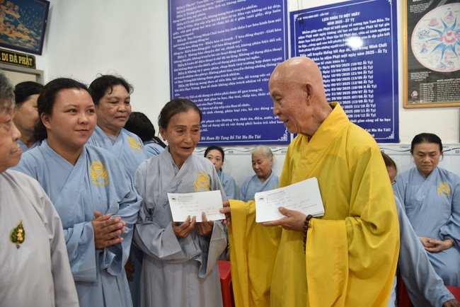 One-Day Retreat at Minh Chat ashram in Can Tho