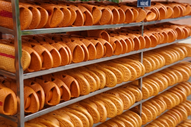 Entering into the 106th Seven-Day Retreat