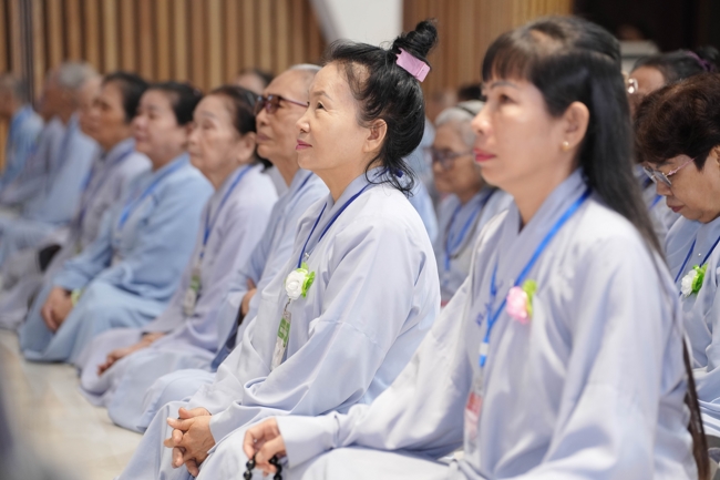 Entering into the 106th Seven-Day Retreat