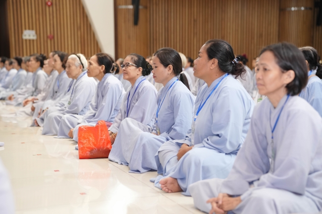 Entering into the 106th Seven-Day Retreat