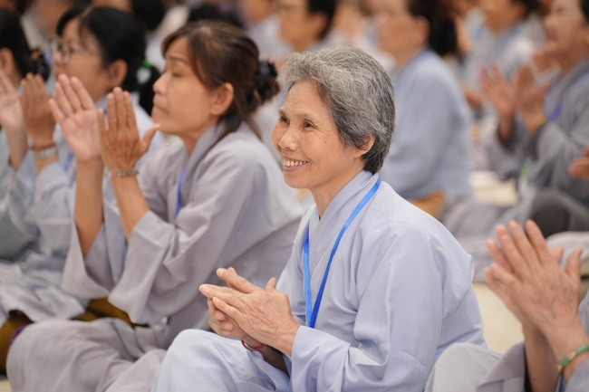 Entering into the 106th Seven-Day Retreat