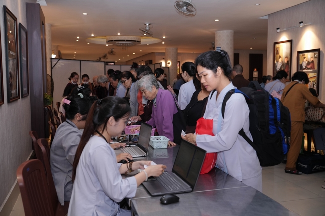 Entering into the 106th Seven-Day Retreat