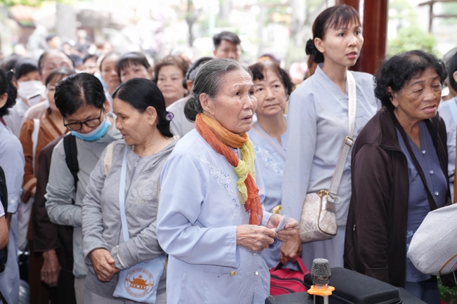 Entering into the 106th Seven-Day Retreat