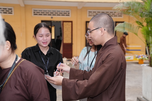 Entering into the 106th Seven-Day Retreat