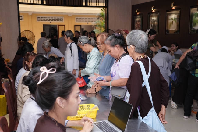 Entering into the 106th Seven-Day Retreat