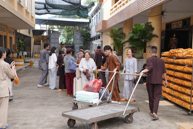 Entering into the 106th Seven-Day Retreat