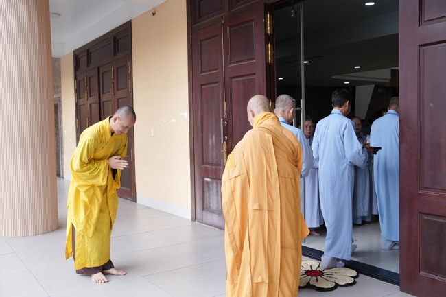 Entering into the 106th Seven-Day Retreat