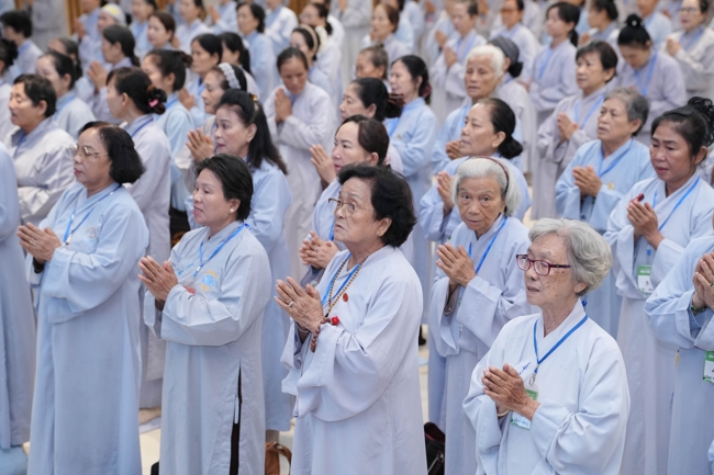 Entering into the 106th Seven-Day Retreat