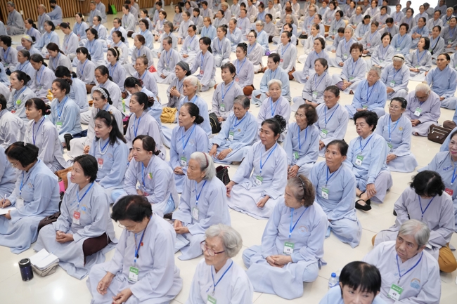 Entering into the 106th Seven-Day Retreat