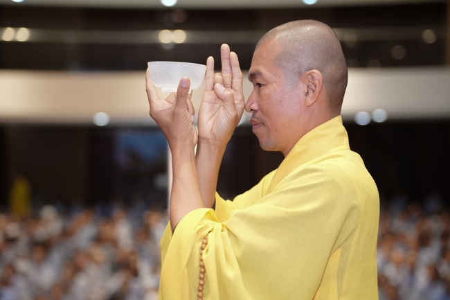 Opening the 106th Seven-Day Retreat