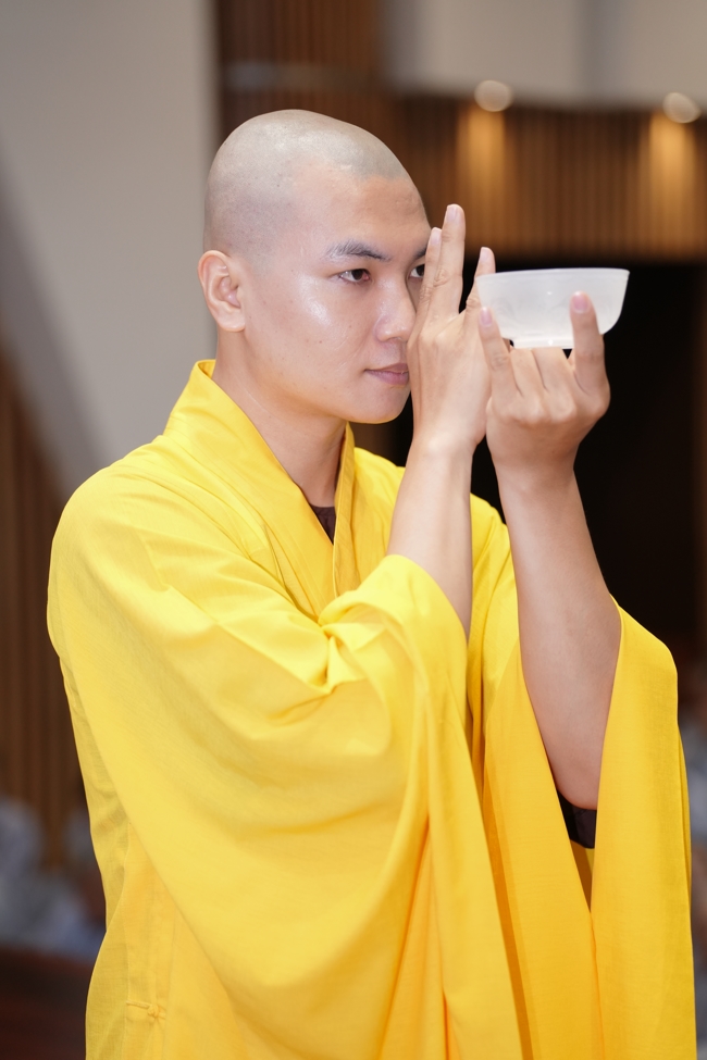 Opening the 106th Seven-Day Retreat